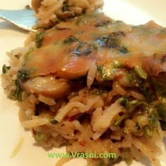 Recipe- Baked Rice with mushroom spinach sauce