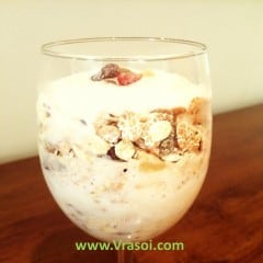 Recipe- Fruit Muesli Breakfast Smoothie